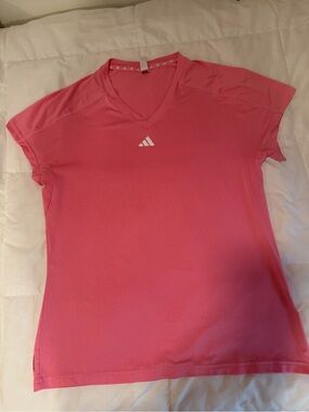 adidas Women's pink V-Neck Short Sleeve cap sleeve Dri fit tee size L